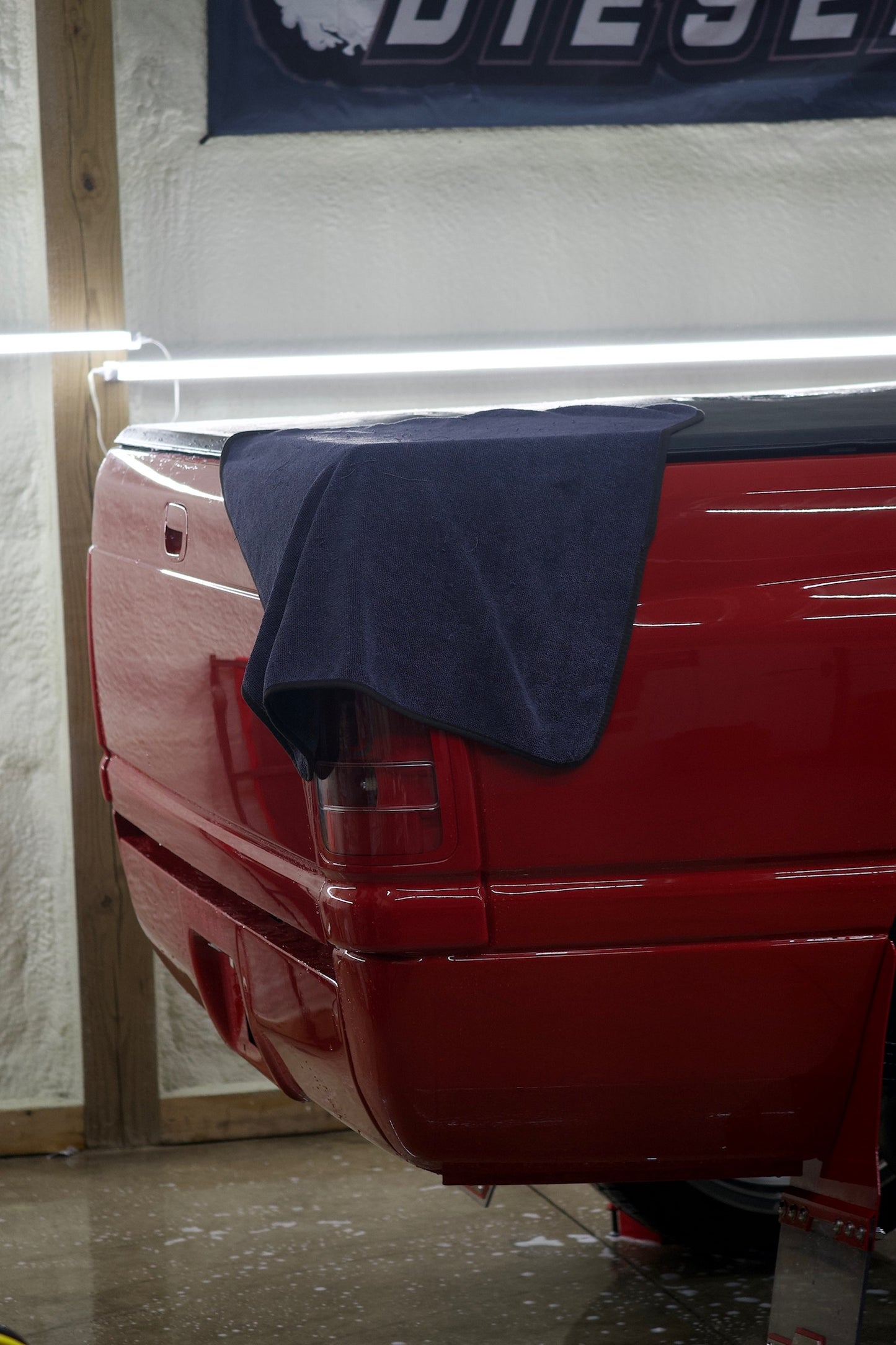 Double Twist Loop Drying Towel 25 x 36