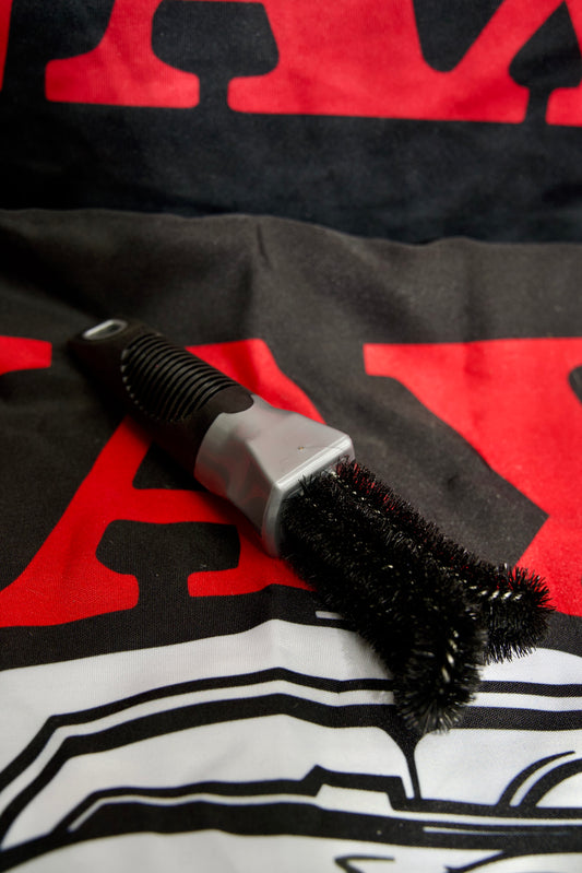 Lug Nut Brush